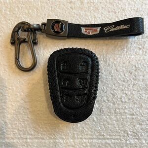 CADILLAC Black & Silver Leather Gray Keychain & Leather Car Key Fob Case Cover